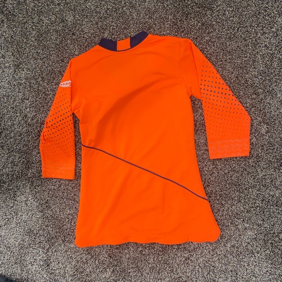Women’s Nike Jersey/shirt - Picture 3 of 4